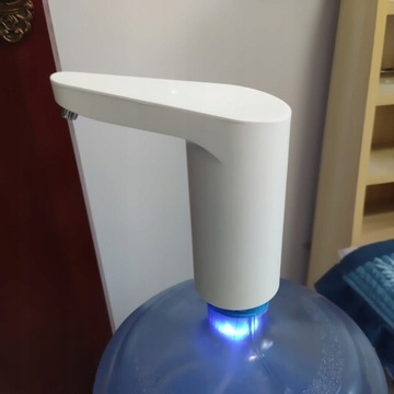 Автоматический диспенсер для воды Xiaolang белый