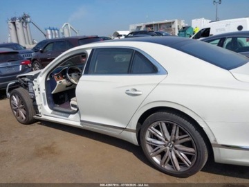 Bentley Continental III 2023 Bentley Flying Spur V8 2023 4.0l 4.0 Benzyna 542KM, zdjęcie 2