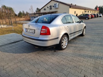 Skoda Octavia II Hatchback 1.6 i 16V FSI 115KM 2006 Skoda Octavia Skoda Octavia 1.6 1.6 Benzyna 116KM, zdjęcie 5