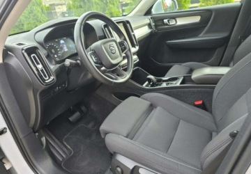Volvo XC40 Crossover Plug-In Facelifting 1.5 T4 211KM 2022 Volvo XC 40 Volvo XC 40 T4 Recharge DKG Essential 1.5 Hybryda Plug-in 211KM, zdjęcie 7