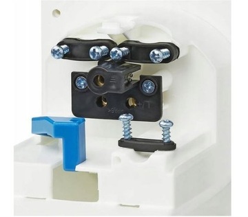 ЯХТНАЯ ЭЛЕКТРИЧЕСКАЯ РОЗЕТКА CEE 230V-16A