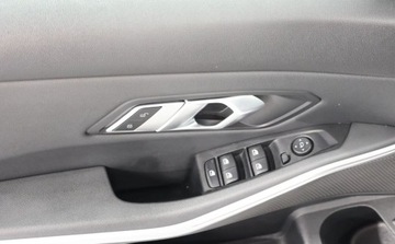 BMW Seria 3 G20-G21 Touring 2.0 320d 190KM 2019 BMW Seria 3 LED, El. klapa, Czujniki, NAVI, Grzane Fotele, Tempomat, Virtu, zdjęcie 5