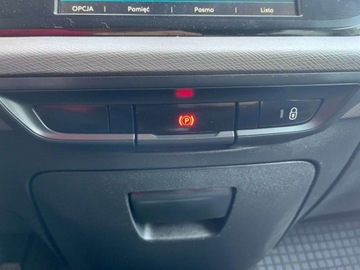 Citroen C4 Spacetourer Grand 1.2 PureTech 131KM 2021 Citroen C4 SpaceTourer 1.2 benzyna 130KM kamera 7 miejsc zarej w PL m, zdjęcie 15