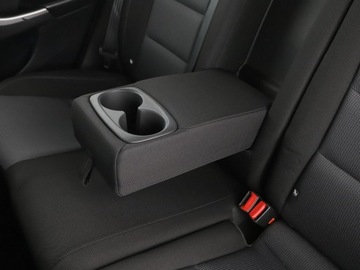 Hyundai i30 II Wagon Facelifting 1.6 CRDi 136KM 2016 Hyundai i30 navi klima auto kamera i czujniki, zdjęcie 33