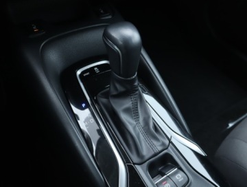 Toyota Corolla XII Sedan 1.5 VVT-i 125KM 2022 Toyota Corolla 1.5 VVT-i, Salon Polska, zdjęcie 11