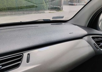 Citroen C3 II 2014 Citroen C3 2014r, 1.2 Benzyna. Lekko uszkodzony tyl. Jezdzi. 1.2 Benzyna, zdjęcie 15