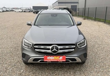 Mercedes GLC C253 2021 Mercedes-Benz GLC 4x4 GLC 2.0 BENZ 258 KM 2021r Warszawa 2.0 Benzyna, zdjęcie 10