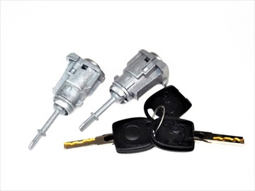 ВСТАВКА ЗАМКА ВСТАВКА SEAT LEON 99-05 НОВАЯ