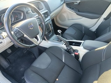 Volvo V40 II Hatchback 2.0 D2 DRIVE-E 120KM 2015 VOLVO V40! Wkrótce w ofercie!, zdjęcie 6
