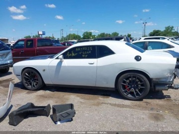 Dodge Challenger III 2021 Dodge Challenger RT Scat Pack 2021 6.4l 6.4 Benzyna 485KM, zdjęcie 2