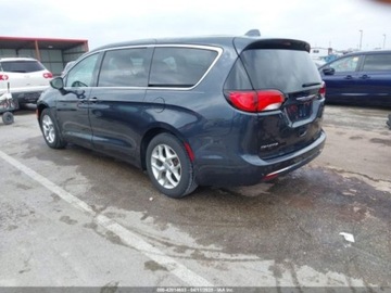 Chrysler Pacifica II 2019 Chrysler Pacifica 2019 r., 3,6L TOURING PLUS 3.6 Benzyna 287KM, zdjęcie 3