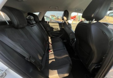 Peugeot 3008 II Crossover 1.2 PureTech 130KM 2019 Peugeot 3008 bezwypadekcrosswayledjak nowy 1.2 Benzyna 130KM, zdjęcie 17