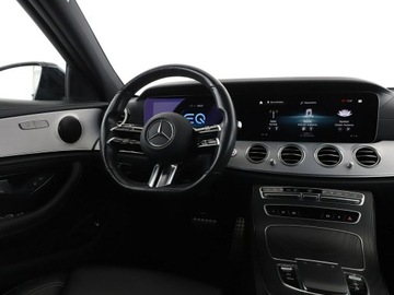 Mercedes Klasa E W213 2021 Mercedes E 300 FV23% PHEV full LED skóra virtual, zdjęcie 15