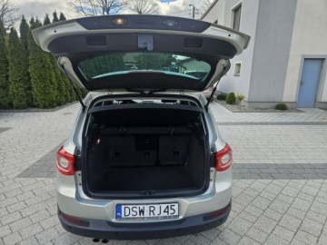 Volkswagen Tiguan I 2009 Volkswagen Tiguan 2.0 170 KM Klimatronik Napęd, zdjęcie 16