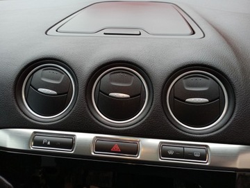 FORD MONDEO MK4 LIFT - КНОПКА АВАРИЙНОЙ СИГНАЛИЗАЦИИ