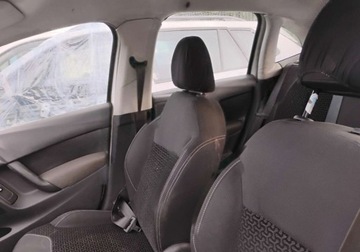 Citroen C3 II Hatchback 1.4 HDI 70KM 2013 Citroen C3 2013r, 1.4 HDI. Uszkodzony tyl. 1.4 Diesel 70KM, zdjęcie 7