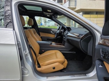 Mercedes Klasa E W212 Kombi 350 4MATIC 272KM 2011 MERCEDES E 350 4MATIC, V6 3.5l 272KM Przebieg: 194,588km Dokumentacja, zdjęcie 33