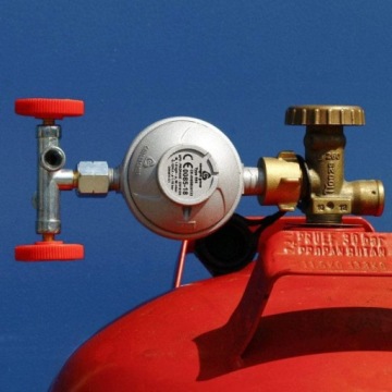 Распределитель баллона, газовый клапан, двухсекционный, тройник, решетка, кемпер, кухонный прицеп