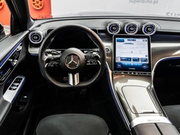 Mercedes GLC C254/X254 SUV 2.0 200d 163KM 2025 MERCEDES-BENZ GLC 200 d 4-Matic AMG Line 2.0 (163KM) 2025, zdjęcie 6