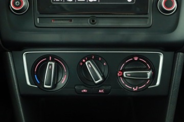 Volkswagen Polo V Hatchback 3d Facelifting 1.2 TSI BlueMotion Technology 90KM 2017 VW Polo 1.2 TSI, Salon Polska, Klima, Tempomat, zdjęcie 10