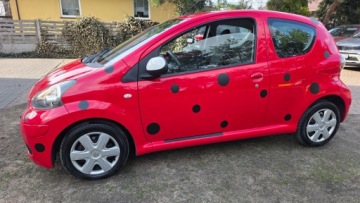 Toyota Yaris III Hatchback 5d Facelifting 1.0 VVT-i 69KM 2009 TOYOTA AYGO 1.0 VVT-i 68KM 2009 KLIMA-SERWO SUPER STAN! BIEDRONECZKA!!!, zdjęcie 7