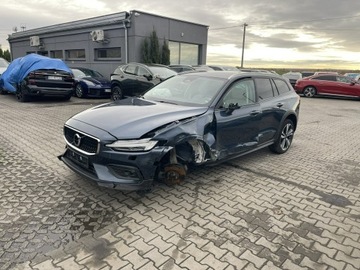 Volvo 2023 Volvo V60 Cross Country B4 AWD Geartronic PRO, zdjęcie 4