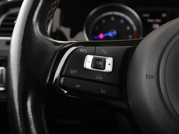 Volkswagen Golf VII R 3d 2.0 TSI 300KM 2014 Volkswagen Golf 300KM Historia serwisowa VW, zdjęcie 29