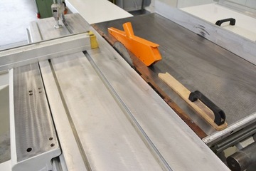 ФОРМАТНАЯ ПИЛА SCM SI16 - 2м - ПОДРЕЗКА