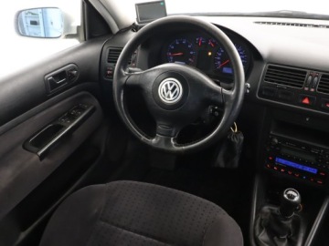 Volkswagen Bora Sedan 1.6 100KM 1999 VW Bora 1.6, HAK, Klima, Klimatronic, zdjęcie 6