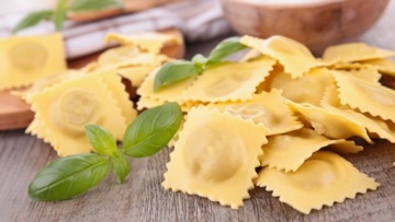 МАШИНА ДЛЯ РАСКАТКИ ТЕСТА ДЛЯ ПАСТЫ РАВИОЛИ ЛАЗАНИ ИНСТРУКЦИЯ