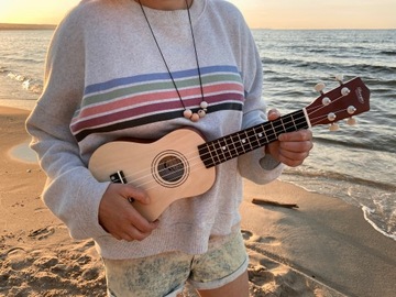 UKULELE SOPRANOWE DREWNIANE ZESTAW - AKCESORIA XXL