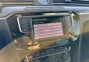 Volkswagen Passat B8 Variant 2.0 TDI SCR 240KM 2016 Volkswagen Passat Volkswagen Passat 2.0 TDI Bi-Turbo BMT 4Mot Highline DSG, zdjęcie 17