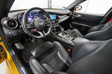 Alfa Romeo Giulia II Sedan Facelifting 2.9 Turbo 510KM 2022 Alfa Romeo Giulia Quadrifoglio 510 KM. FV 23%., zdjęcie 21