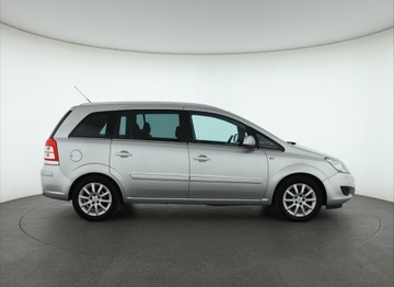 Opel Zafira B 1.8 ECOTEC 140KM 2012 Opel Zafira 1.8, 7 miejsc, Navi, Xenon, Klima, zdjęcie 5