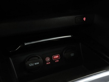 Kia Ceed III Kombi 1.6 CRDi 136KM 2019 Kia Cee&#039;d FV23% GT-Line automat navi grzane fotele, zdjęcie 27