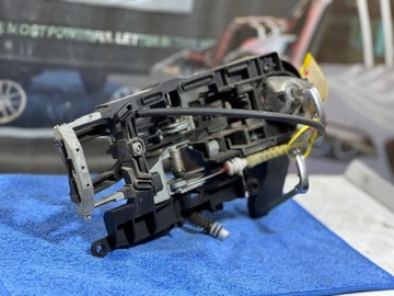 BMW 7 F01 F02 KAZETA PŘEDNÍ LEVÝ VLOŽKY ZÁMKU 7187225