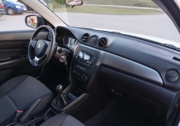 Suzuki Vitara III SUV Facelifting 1.0 BoosterJet 111KM 2018 Suzuki Vitara Zarejestrowany - benzyna - klimatyzacja - serwisowany Benzyna, zdjęcie 13