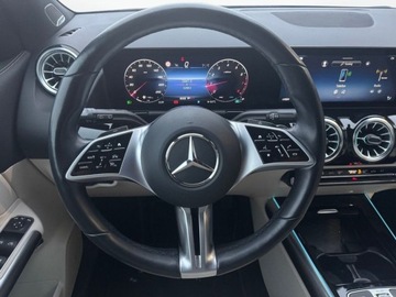 Mercedes GLA II Off-roader Facelifting 2.0 220 190KM 2023 Mercedes-Benz GLA 2.0 Benzyna 190KM, zdjęcie 13