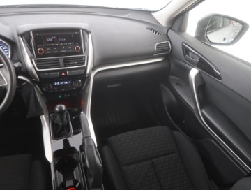 Mitsubishi Eclipse Cross SUV 1.5 T 163KM 2018 Mitsubishi Eclipse Cross 1.5 T-MIVEC, zdjęcie 7