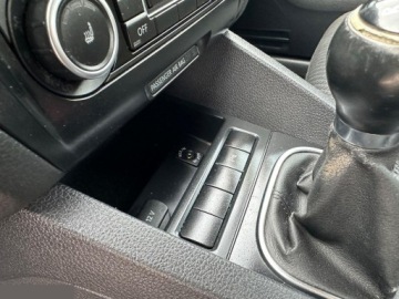 Volkswagen Jetta VI Sedan 1.2 TSI 105KM 2011 Volkswagen Jetta 1.2 TSI BlueMotion Technology Trendline 105KM 2011r, zdjęcie 17