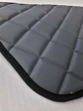 СТЕГАНЫЕ КОВРИКИ SCANIA R ПОСЛЕ 2016 СИДЕНИЙ БЕЗ ПОДВЕСКИ