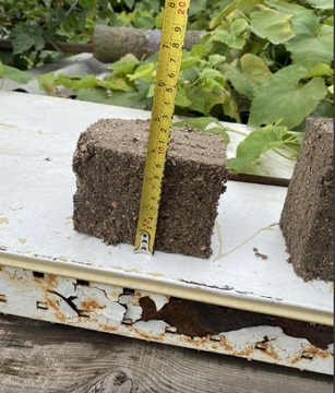 Брикетировочная машина для топливных брикетов 9 брикетов по 5 тонн.