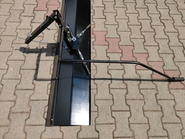 Наклоняемый снегоочиститель длиной 150 см с ручкой