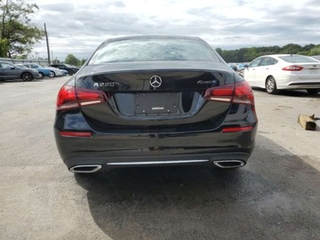Mercedes Klasa A W177/V177 2021 Mercedes-Benz Klasa A 220 4Matic 2021 2.0l 2.0 Benzyna 188KM, zdjęcie 2
