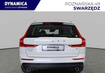 Volvo XC60 II 2021 Volvo XC 60 VAT 23 Momentum 2.0B4 mHEV 197KM Automat 2021 r., Salon PL, I, zdjęcie 5