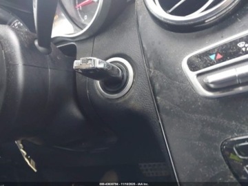 Mercedes GLC C253 2018 Mercedes-Benz GLC 2018 r., 2,0L GLC 300 4MATIC 2.0 Benzyna 241KM, zdjęcie 12