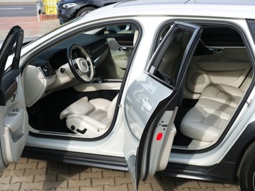 Volvo 2022 Volvo V90 CC D5 Panorama 360 Webasto ACC Hak Blis Ogrz.4xFotel+kier.+Szyba, zdjęcie 13