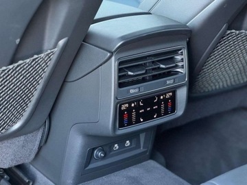 Audi Q7 II SUV Facelifting  3.0 45 TDI 231KM 2025 Audi Q7 7 miejsc,Head Up,Hak,Pakiet Czern 3.0 Diesel 231KM, zdjęcie 26