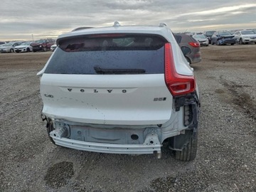 Volvo XC40 2024 Volvo XC 40 Core 2024 2.0 Benzyna 194KM, zdjęcie 7