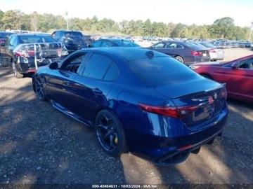 Alfa Romeo Giulia II 2018 Alfa Romeo Giulia Quadrifoglio, 2018, 2.9L, od ubezpieczalni 2.9 Benzyna, zdjęcie 4